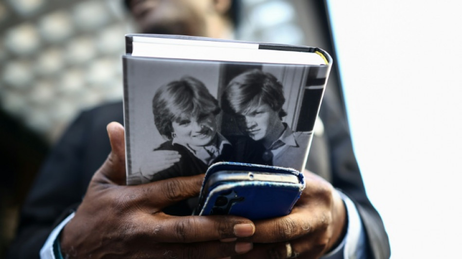  As acusa&ccedil;&otilde;es chocantes no livro do irm&atilde;o da princesa Diana 