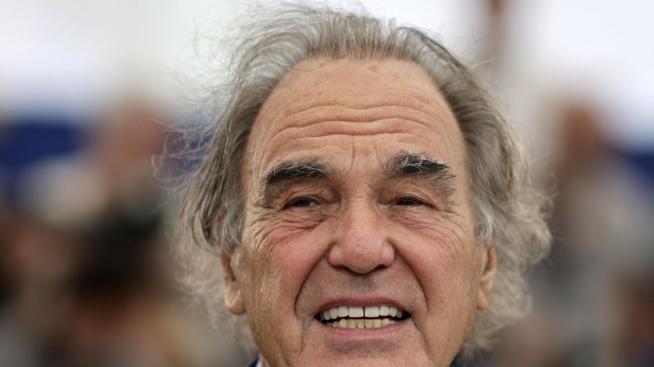  Dall'Universit&agrave; di Ferrara laurea ad honorem ad Oliver Stone 
