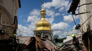 Al menos 11 muertos y una catedral en llamas tras un nuevo ataque ruso en Ucrania