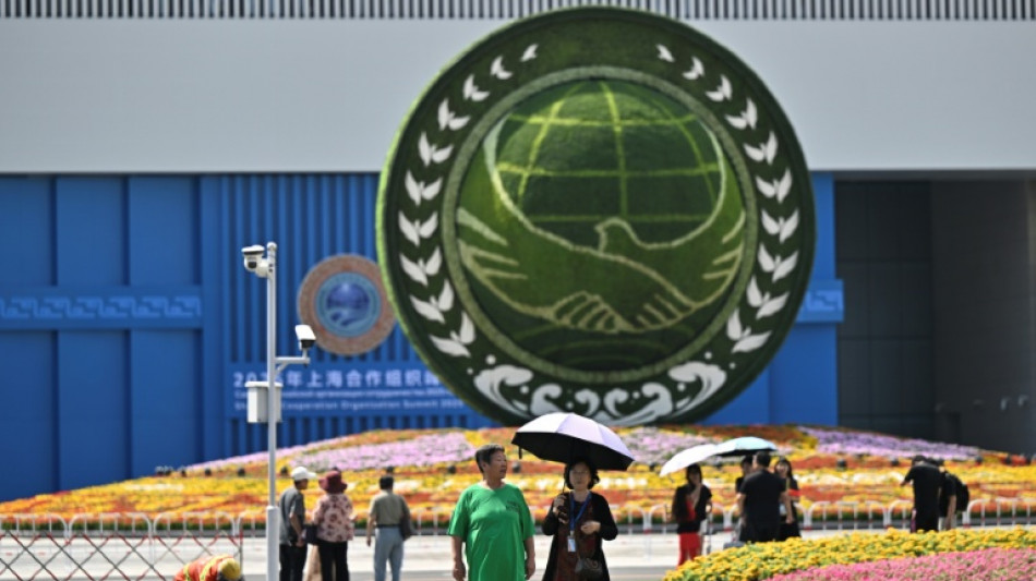 Presidente chinês recebe líderes mundiais para reunião da OCX