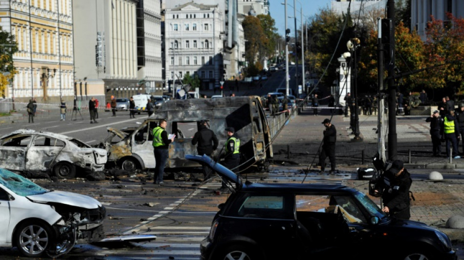 Frappes russes massives sur l'Ukraine, les Occidentaux d&eacute;non&ccedil;ent des attaques "aveugles"