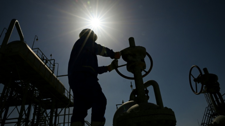  Oil spikes while divided Federal Reserve keeps interest rates unchanged 