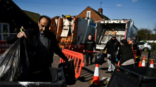 Les ordures s'accumulent à Birmingham, où les éboueurs sont en grève