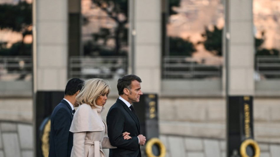  Macron says Trump marriage jibe does not 'merit response' 