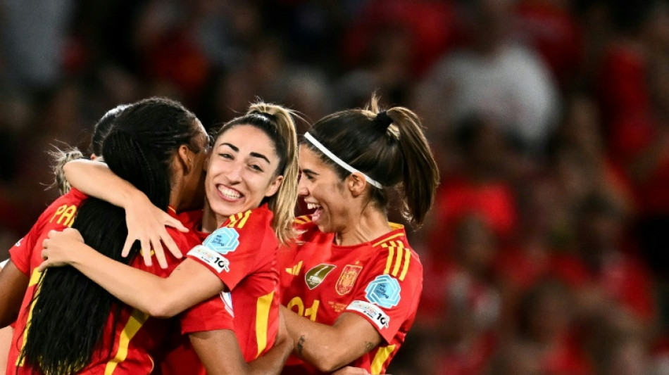 Espanha vence Suíça (2-0) e avança às semifinais da Eurocopa feminina
