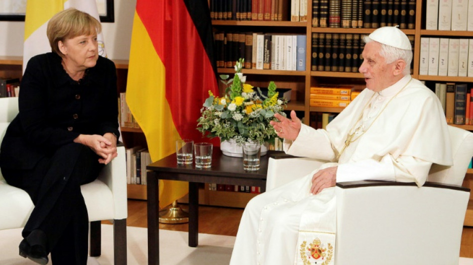 Merkel würdigt Benedikt als "einen der streitbarsten und bedeutendsten religiösen Denker"