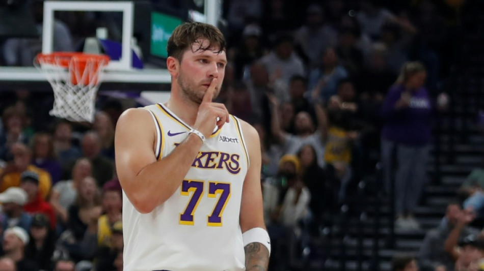  Doncic dominates for Lakers as James' Sixers fall to Pistons 