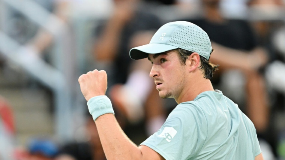  Jo&atilde;o Fonseca iguala Guga e avan&ccedil;a &agrave; 3&ordf; rodada do Masters 1000 de Cincinnati 