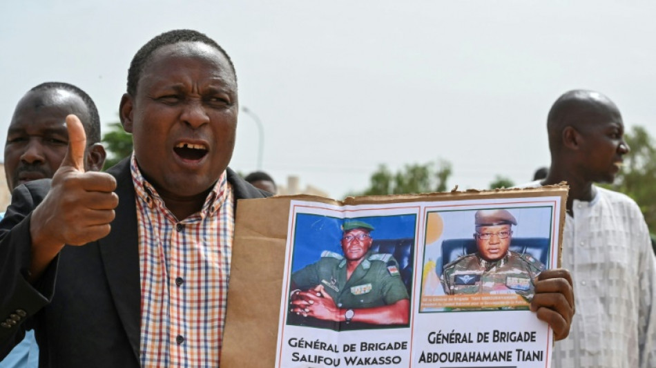 Pa&iacute;ses de &Aacute;frica occidental refuerzan la opci&oacute;n militar contra el golpe en N&iacute;ger