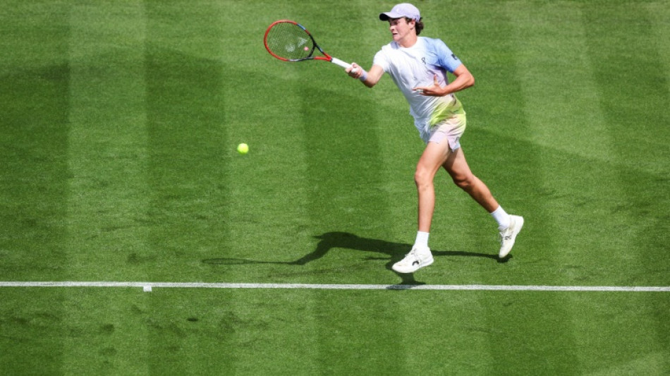 Jo&atilde;o Fonseca vence pela 1&ordf; vez na grama em Eastbourne