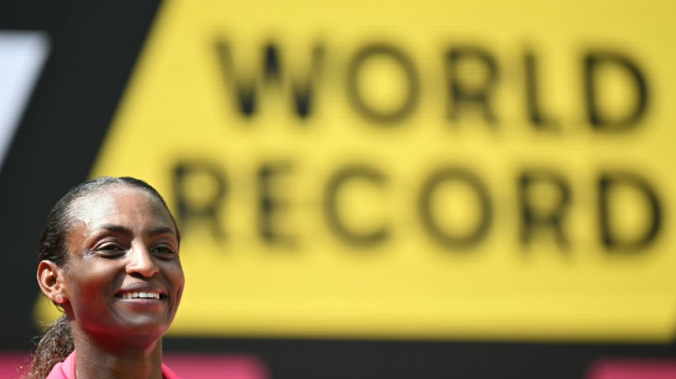 Marathon de Londres: Assefa dans l'histoire, Sawe devant les meilleurs