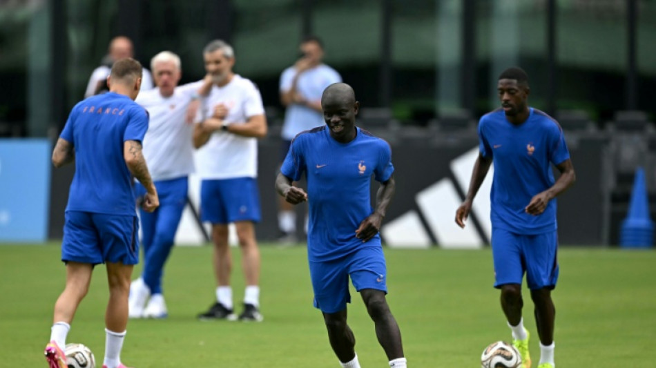  Mondial-2026: le dernier entrainement des Bleus perturb&eacute; par un risque d'orage 