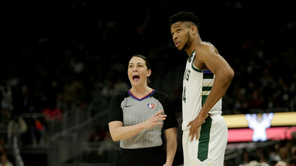 Morant tumba a los Bulls con r&eacute;cord anotador; los Nets sorprenden a los Bucks