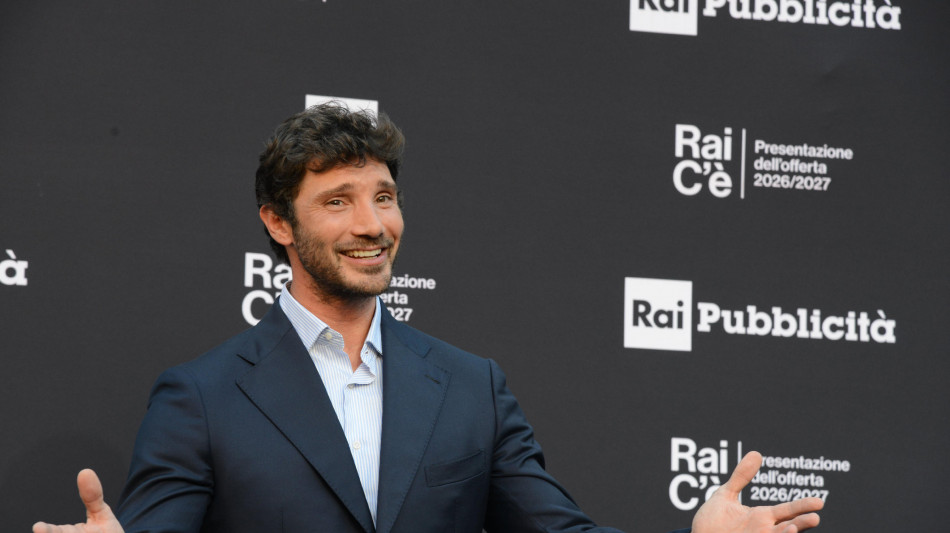  De Martino, 'cercheremo di fermare l'IA a Sanremo, meglio l'intelligenza artigianale' 