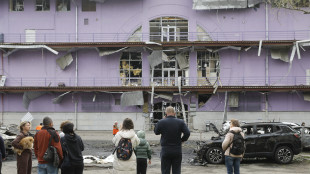 Ucraina: missili e droni russi su Kiev, due morti e sette feriti