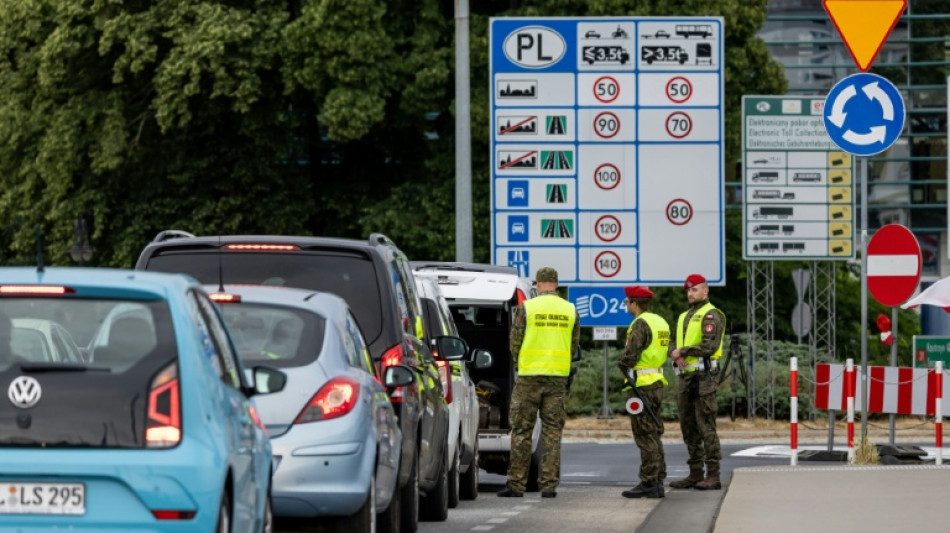 Innenministerium: Grenzkontrollen wichtiges Signal zur Eind&auml;mmung der Migration