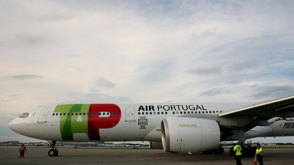  Portugal extends talks to privatise national carrier TAP  