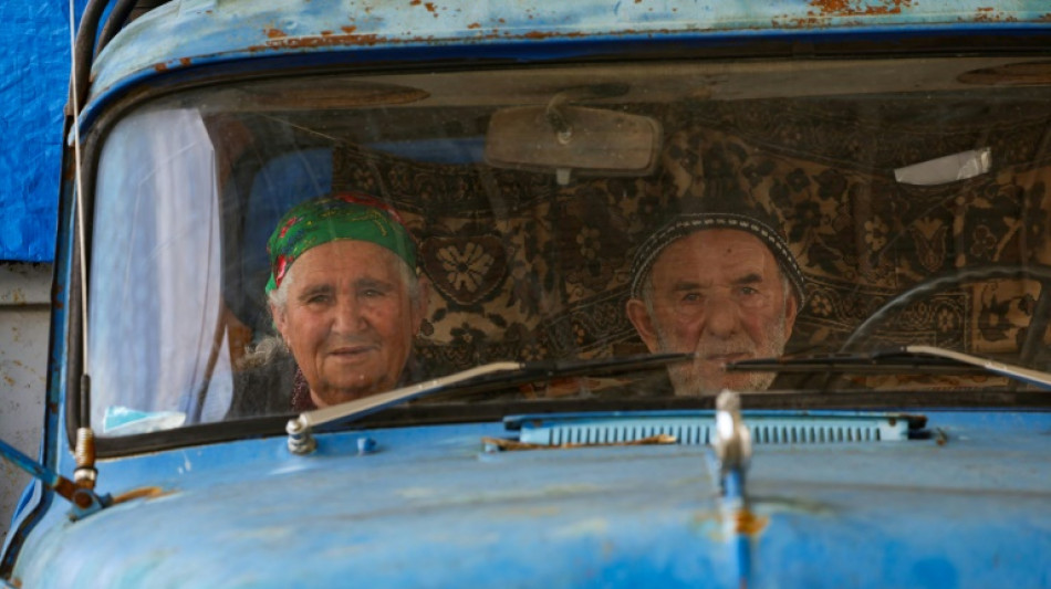 Mindestens 20 Tote bei Explosion in Treibstofflager in Bergkarabach