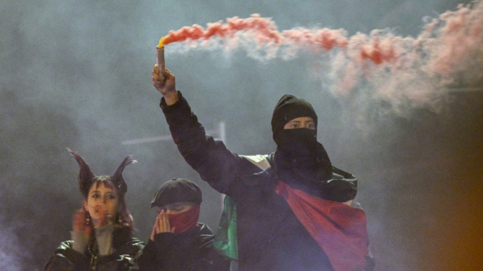  Zusammenst&ouml;&szlig;e mit der Polizei am Rande von "GenZ"-Protesten in mehreren St&auml;dten 