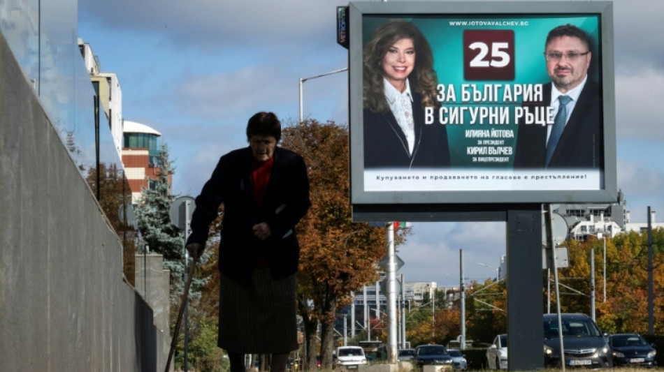  Les Bulgares votent pour une pr&eacute;sidentielle entre craintes s&eacute;curitaires et divisions sur la guerre en Ukraine 