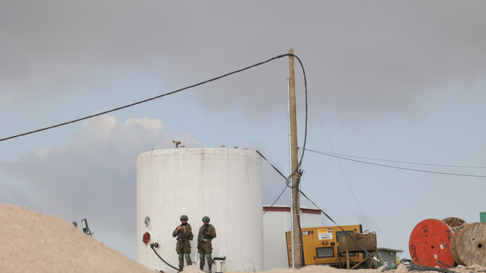  Idf, 'parte a Hebron operazione antiterrorismo. Residenti interrogati, poi via' 