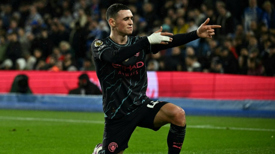 Deutsche Tageszeitung Man City crush Brighton to close gap on Arsenal