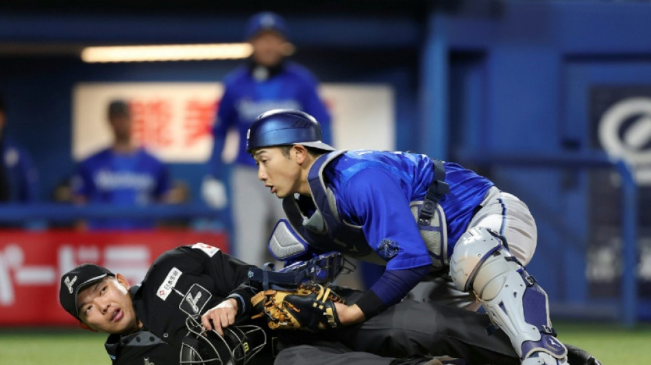  Japan baseball umpire hit by bat still unconscious two weeks on 