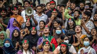 Bangladesh : l'ex-Premi&egrave;re ministre d&eacute;chue vis&eacute;e par une enqu&ecirc;te contre-attaque