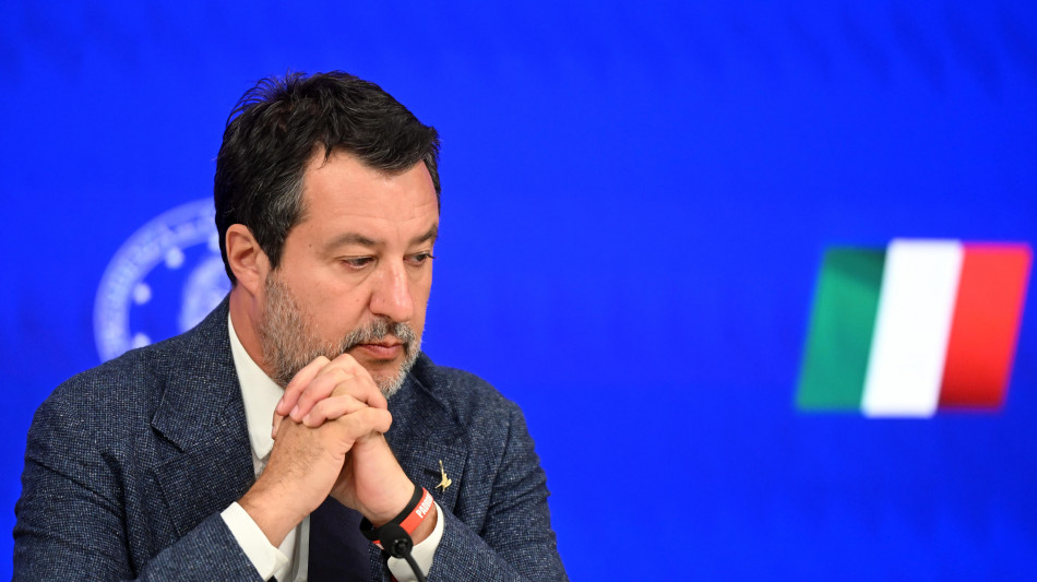  Salvini, domani bando per pagamento affitto fino a 6 mila euro per genitori separati 
