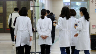 Südkoreas Regierung ruft streikende Assistenzärzte zu Rückkehr in Kliniken auf