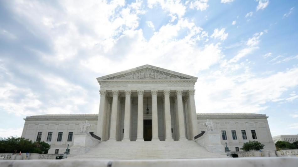  Supreme Court billigt vorerst Trump-Dekret f&uuml;r erschwerte Briefwahl 