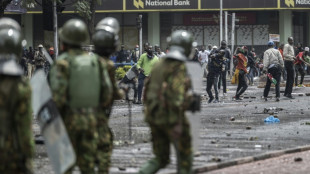 Manifestations violentes au Kenya: 16 morts selon Amnesty, l'ex&eacute;cutif affirme avoir "d&eacute;jou&eacute; un coup d'Etat"