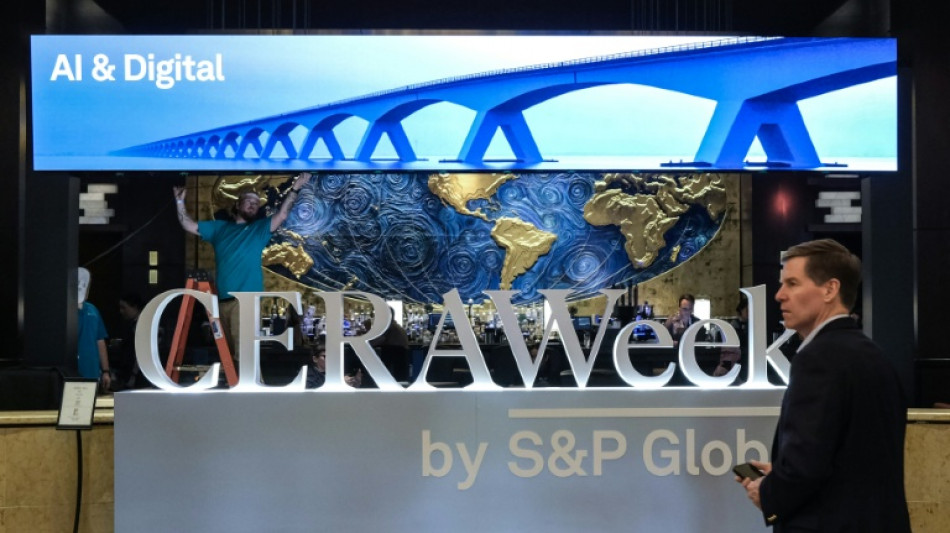  Guerra no Oriente M&eacute;dio e Venezuela dominam f&oacute;rum sobre petr&oacute;leo em Houston 