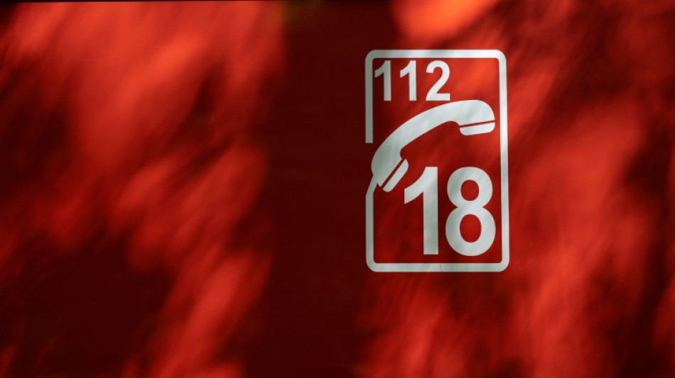  Incendie dans un entrep&ocirc;t en Moselle: la pr&eacute;fecture appelle quelque 30.000 habitants &agrave; se confiner 