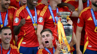 El centrocampista del Atlético Álex Baena sufre una lesión de bajo grado