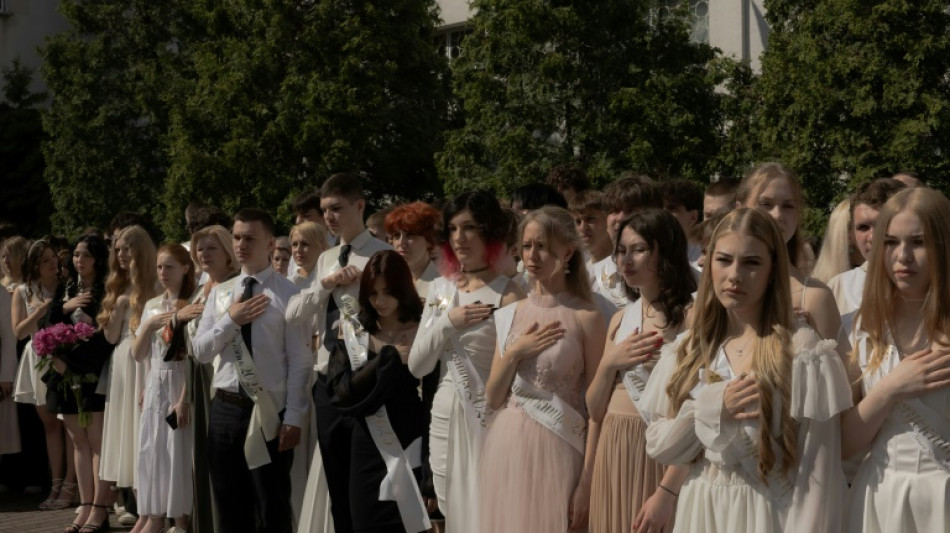 Fin de l'&eacute;cole entre crainte et fiert&eacute; pour les &eacute;l&egrave;ves ukrainiens