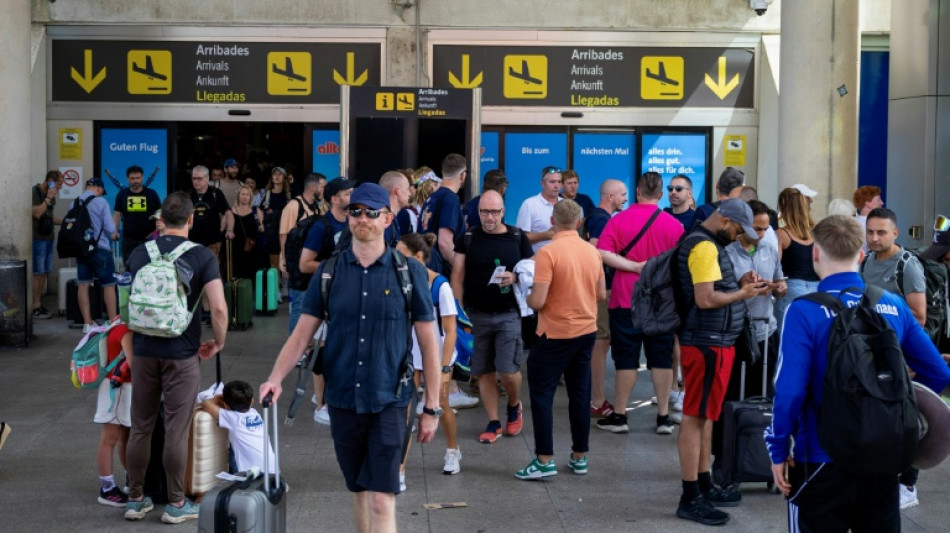 El gestor espa&ntilde;ol de aeropuertos Aena registra un beneficio neto al alza en el primer trimestre 