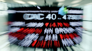 La guerre commerciale s&egrave;me le d&eacute;sarroi sur les march&eacute;s mondiaux