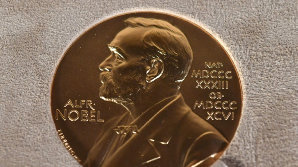 Schwedische Akademie gibt Träger des Literatur-Nobelpreises bekannt