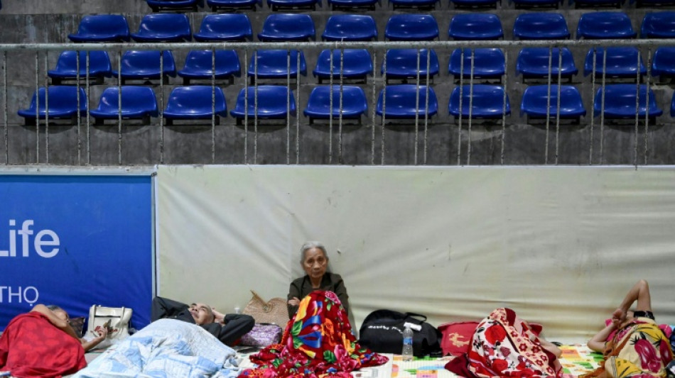 El tifón Kajiki azota Vietnam, deja un muerto y obliga a evacuar a miles de personas