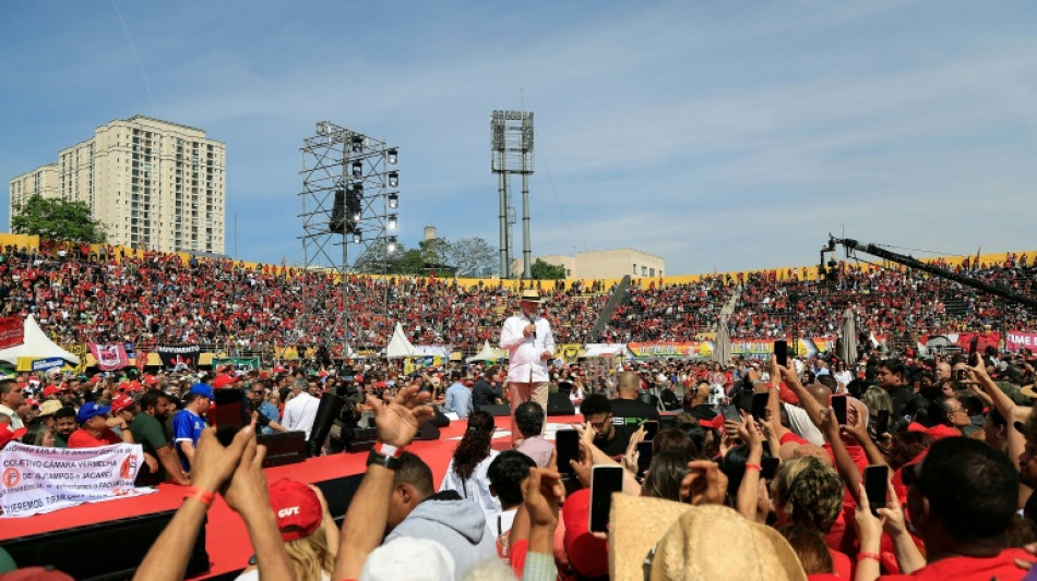  Lula und Flavio Bolsonaro umwerben bei Wahlkampfauftakt Brasiliens weibliche W&auml;hlerschaft 