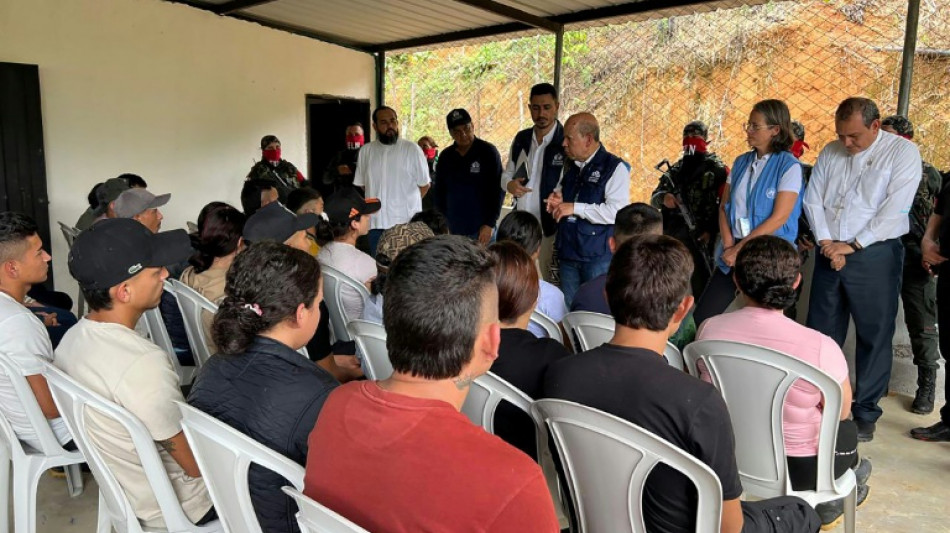  La guerrilla colombiana ELN libera a 28 secuestrados en la frontera con Venezuela 