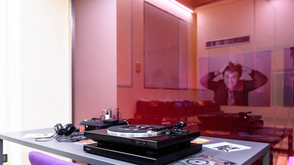  Alla Biblioteca Salaborsa di Bologna apre la seconda Sala Ascolto Vinili 