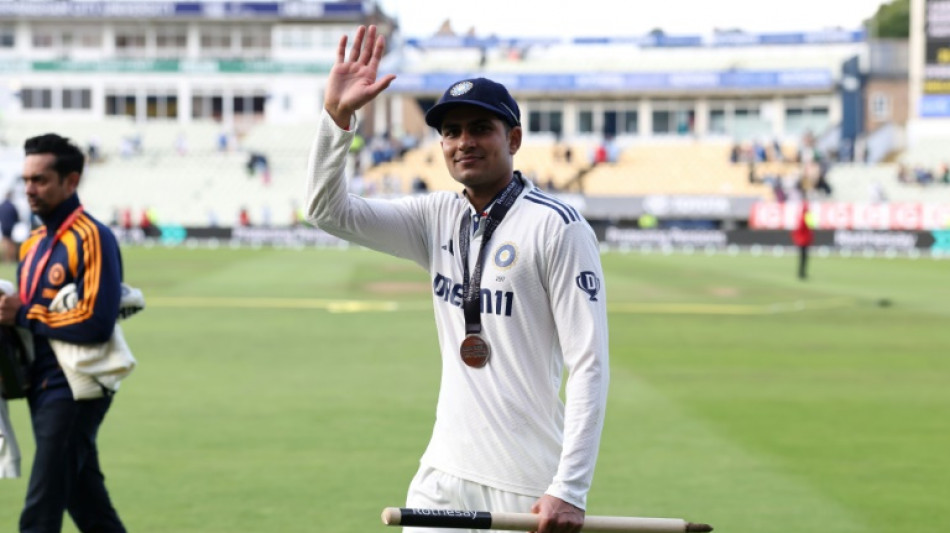 India look to maintain momentum against faltering England in third Test