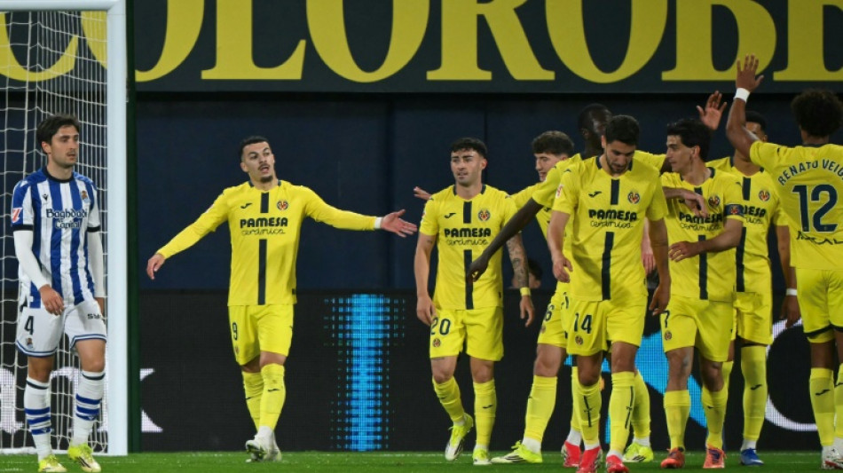  Villarreal vence Real Sociedad (3-1) e sobe provisoriamente ao 3&ordm; lugar no Espanhol 