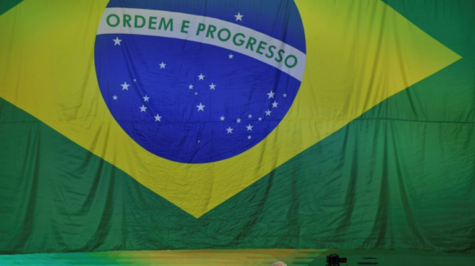 Lula se lanza a la presidencia para 