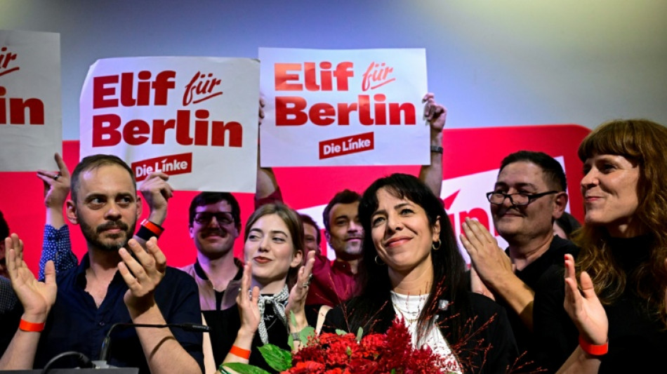  Berlin: Linke stimmt auf Parteitag f&uuml;r Sondierungen mit Gr&uuml;nen und SPD  