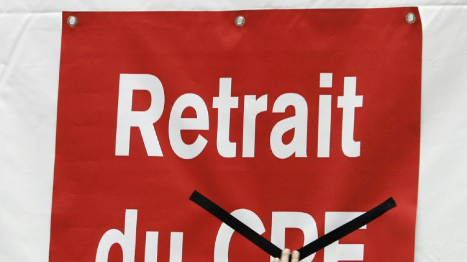  "CPE XXL", "CPE d&eacute;guis&eacute;" : la proposition du Medef suscite l'ire de la CGT et de l'Unef 