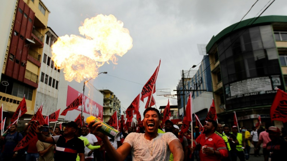 Panama protests continue despite fuel and food price cuts