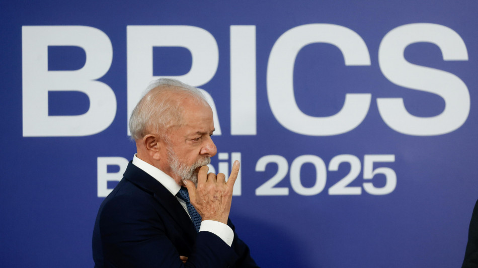 Lula a Trump, 'non è serio minacciare dazi a Paesi via web'